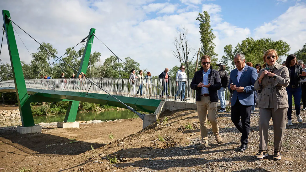 Visita institucional a la pasarela peatonal y ciclable de Marcilla 30 de abril de 2026