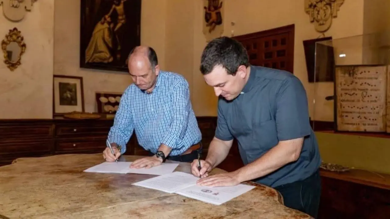 El Ayuntamiento y la Parroquia de Fitero han renovado su colaboraci&oacute;n