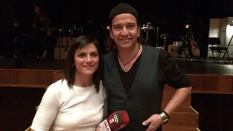 Javier Urquijo Los Secretos  y Ana Laura Álvarez