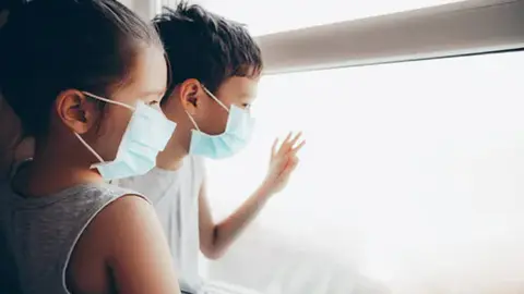 Aumenta el número de escolares aislados.