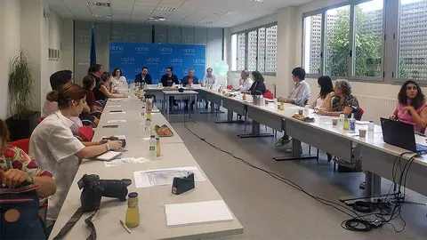 upna desayuno profesionales egresados