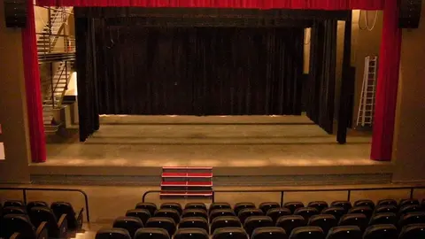 escenario casa cultura ribaforada