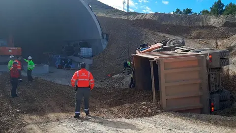 marcilla camion volcado