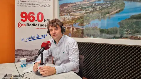 pablo azcona portavoz geroa bai parlamento navarra