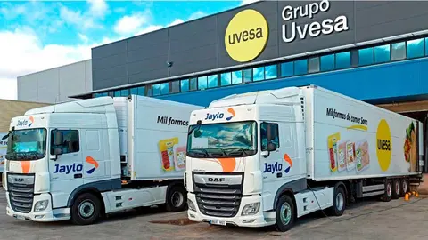 Camiones del Grupo Uvesa