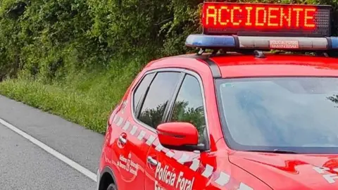 Vehículo de Tráfico de la Policía Foral