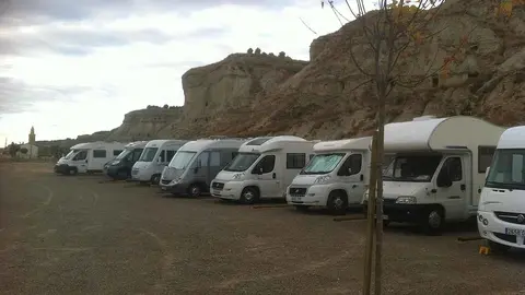 Área de autocaravanas en Arguedas