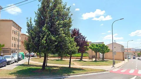 trasera de la iglesia San Juan -calles Ador-Tronzaires-