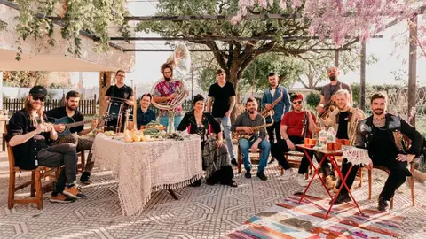 Amparanoia y Los Artistas del Gremio en Cascante