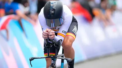 eduardo santas medalla de plata en los Juegos Paralímpicos de París