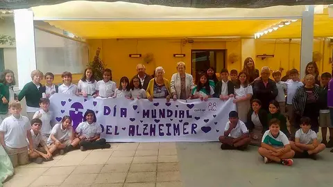 escolares mayores día del alzheimer