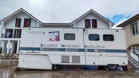 Unidad móvil de mamografías del Programa de Detección Precoz de Cáncer de Mama