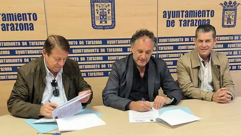 firma convenio ayuntamiento de tarazona círculo de empresarios