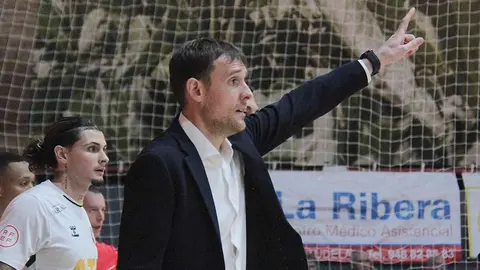 Álvaro Cordón 'Cone', entrenador del ATP Iluminación Tudelano Ribera Navarra3