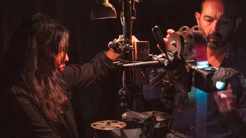 teatro gaztambide la melancolía del turista javier continente