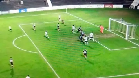 jugadas pol&eacute;micas tudelano