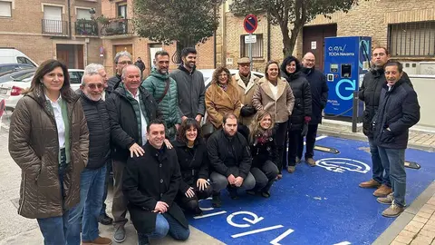 primer cargador de vehículo eléctrico de la CEL Toda Energía Navarra en Villafranca