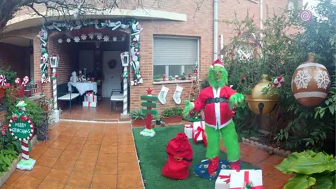 concurso navideño decoración ablitas viviendas el grinch