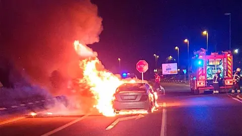coche calcinado tudela