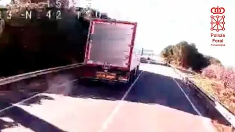 conducción temeraria camión corella. Foto: Policía Foral