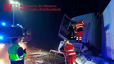 accidente N-121 bardenas reales guardia civil2