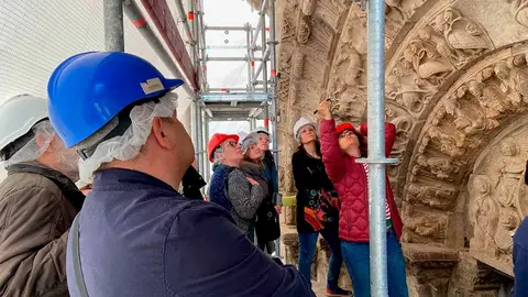 visita portada románica iglesia de la magdalena tudela