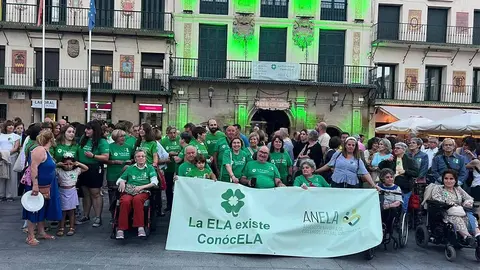 Concentración en la Plaza Nueva de Tudela por el Día Mundial de la ELA el año pasado