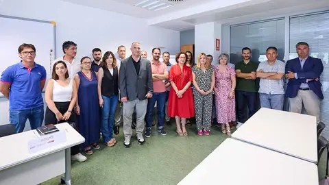 carmen maeztu presenta el plan de recolocación para los trabajadores de Nano Automotive2