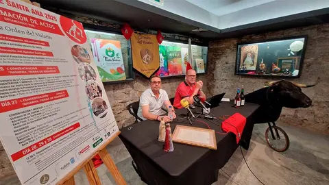 presentación del programa de fiestas de la orden del volatín para fiestas de santa ana 2025 (1)