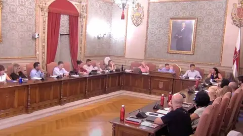 imagen del pleno del ayuntamiento de tudela julio 2025