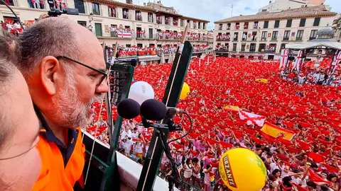 lanzamiento del cohete de las fiestas de santa ana 2025