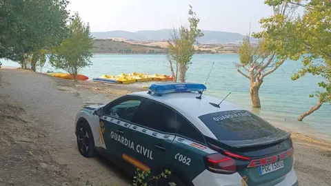 Guardia Civil investiga el fallecimiento de un menor en el pantano de Alloz