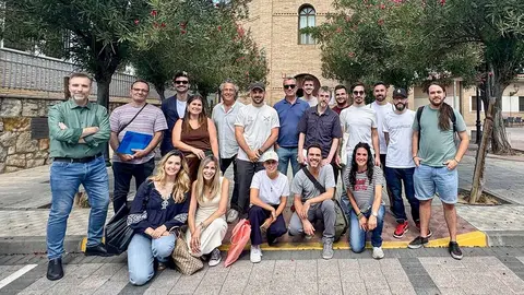 Participantes de la incubadora de cine durante una de las sesiones en Arguedas