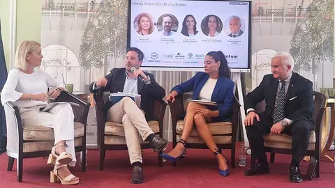 Tudela presenta sus proyectos de digitalización en la jornada “IA e Innovación Urbana” en Granada