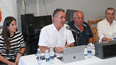 Charla de José Luis Sanz, alcalde de Arguedas en el Club de Jubilados 22 sept.2025