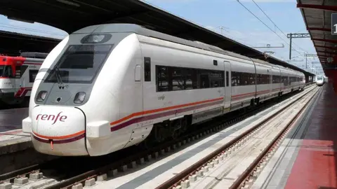 Renfe refuerza los trenes Pamplona–Tudela–Zaragoza
