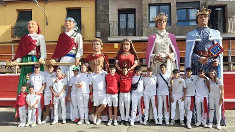 Comparsa de gigantes de Cortes, Navarra