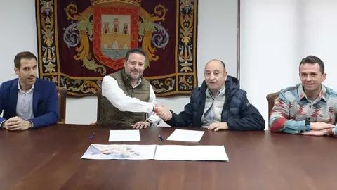 Firma de convenio para las obras de la Plaza Sancho El Fuerte