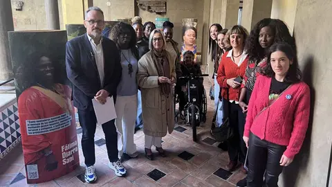 Exposición fotográfica ‘Mediadoras Interculturales’ en la UNED Tudela