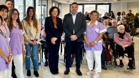 La consejera Maeztu visita el centro de d&iacute;a de Ribaforada