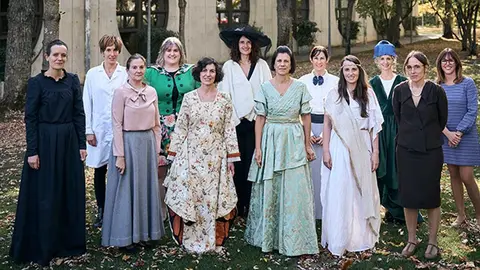 Una obra de teatro, para ni&ntilde;os y ni&ntilde;as, que viaja en el tiempo para presentarnos a algunas mujeres de ciencia.