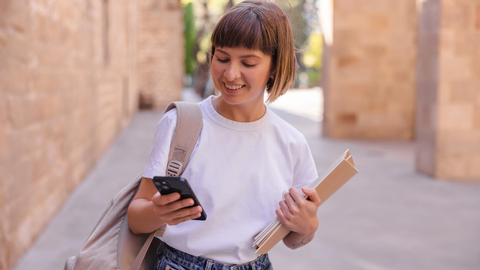 Las mejores opciones para estudiantes que necesitan un buen m&oacute;vil<br>                        <br>                        <br>                      