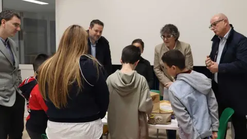 Inauguraci&oacute;n del aula &lsquo;Ikasnova&rsquo; del colegio C.P.Elvira Espa&ntilde;a.