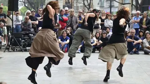 Foto de Colectivo Globo. Ribera en Danza 2026