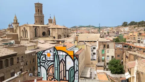 Foto Tudela Cultura. Intervenci&oacute;n del artista Isakov en Futura Tudela