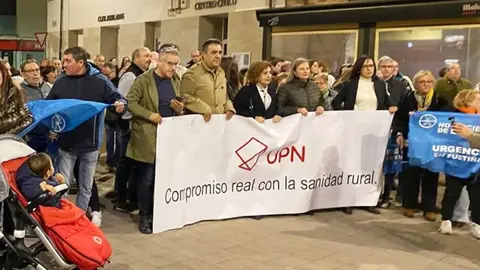UPN en la manifestaci&oacute;n en contra del cierre de las urgencias en Fusti&ntilde;ana. Foto Tele Ribera