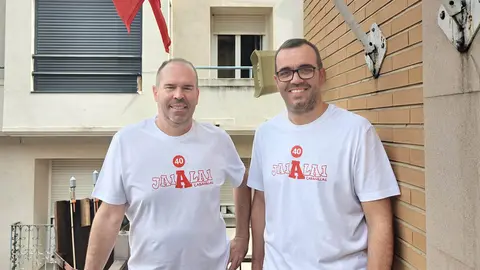 Israel Asiain y Txelis, representantes Club Cesta Punta Jai Alai de Cabanillas