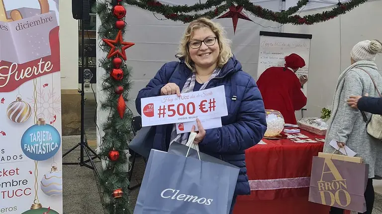 Hoy es Tucc Día de Suerte 2022 (9)