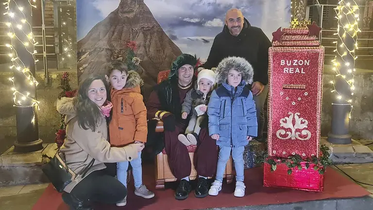 El Cartero Real visita la sede de Bardenas en Tudela