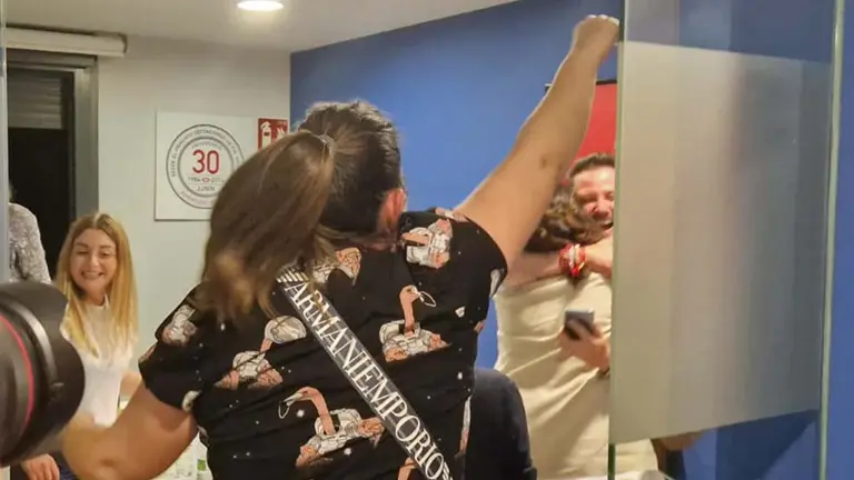 La alegría estalla en UPN Tudela (8)